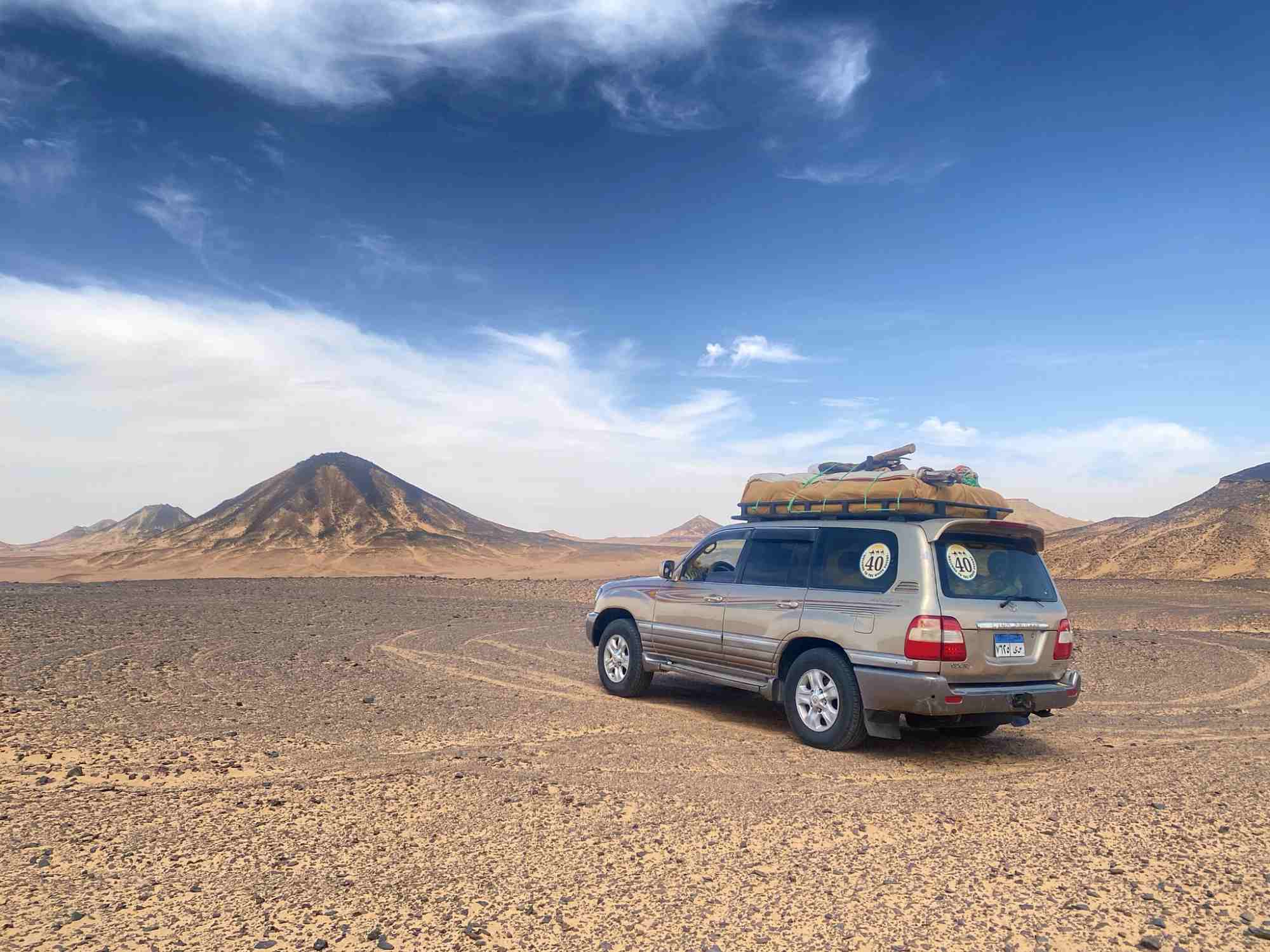 埃及黑白沙漠攻略｜從開羅到 Bahariya Oasis 的兩天一夜 White Desert 露營